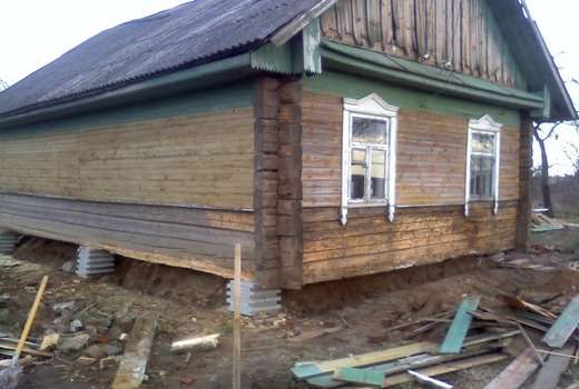 Из чего фундамент в старых деревянных домах