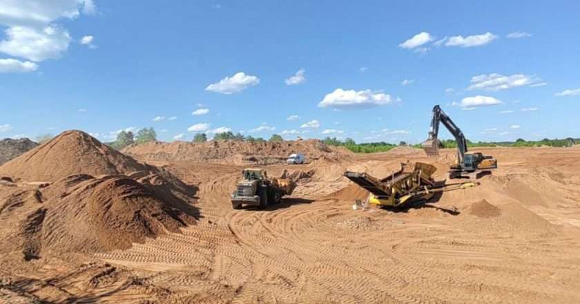 Песок карьерный в подготовке основания под плитку и брусчатку